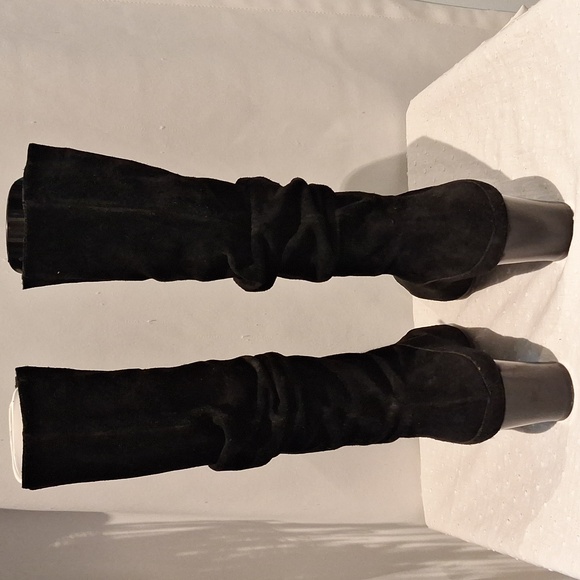 Talbots Elegant Black Suede Slouchy Women's Knee-High Heel Boots Size 9 - Picture 4 of 8